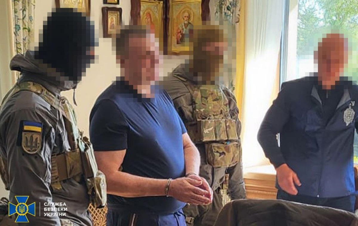 Браковані міни: затримано керівників заводу ОПК