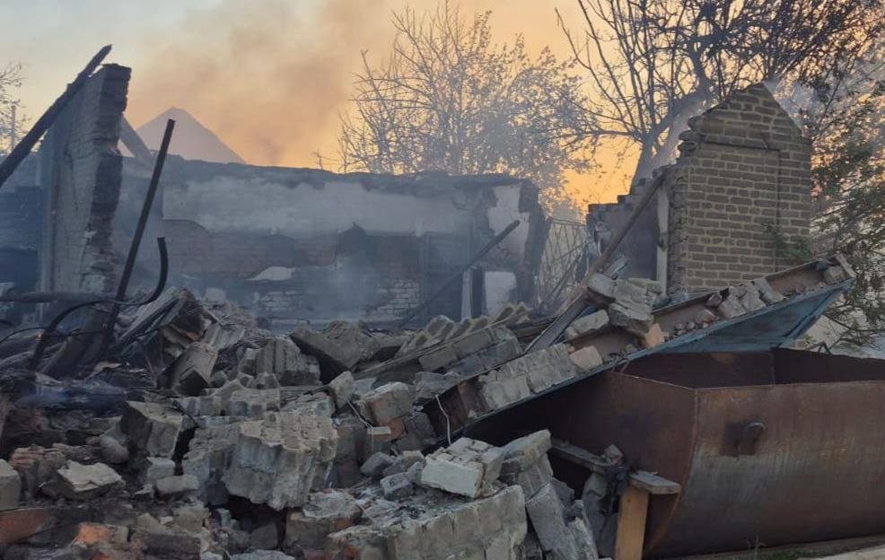 Росіяни вбили трьох цивільних у селищі на Донеччині