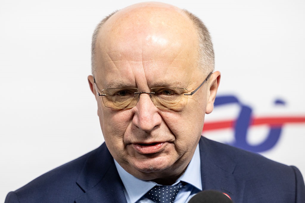 Єврокомісар розкритикував заборону вступу України в НАТО