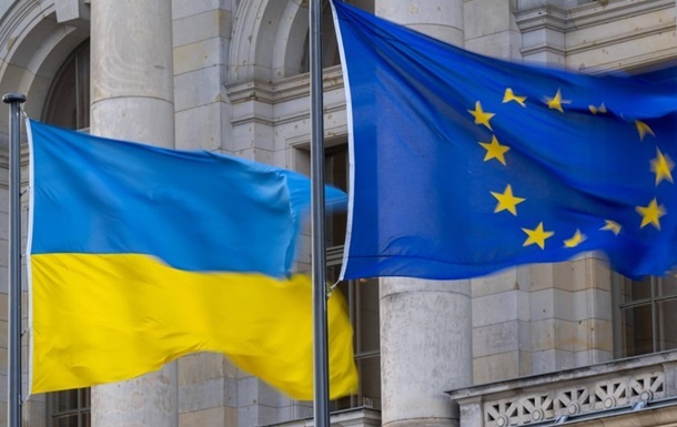 Єврокомісія заявила про “безпрецедентну швидкість” України на шляху до ЄС