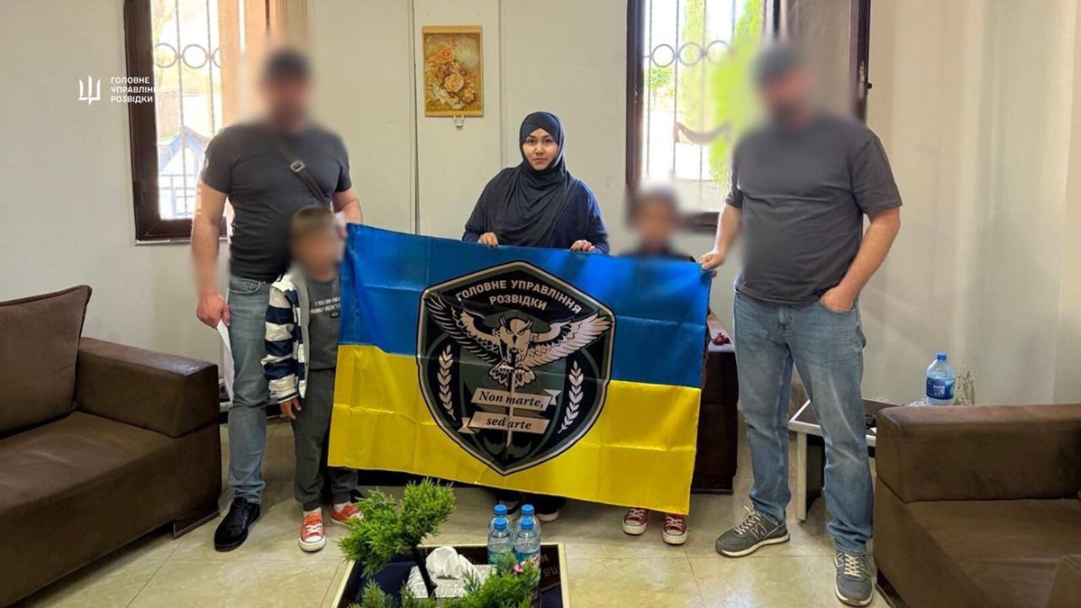 З табору у Сирії евакуювали українку з дітьми – ГУР