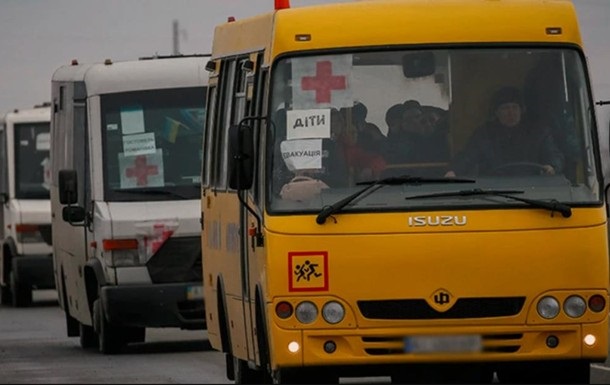 Влада Донеччини вирішила примусово евакуювати дітей з двох сіл