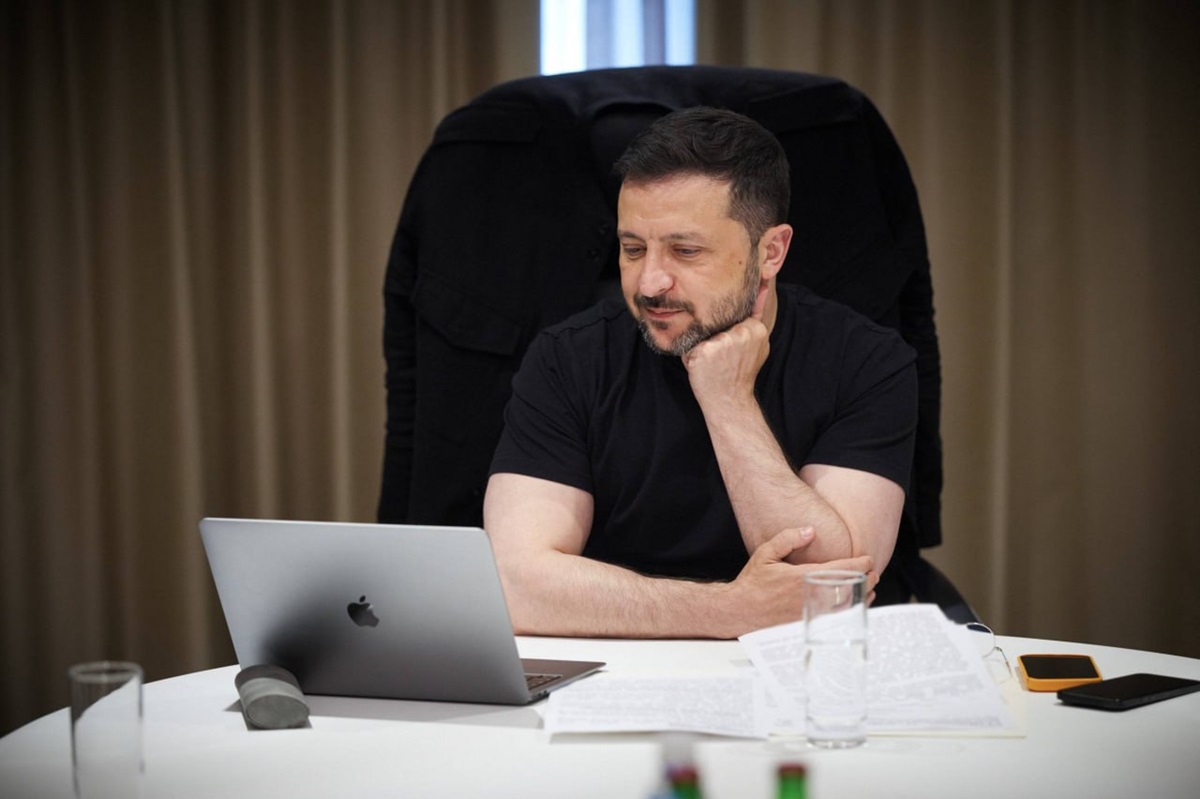 Зеленський подякував Шольцу за історичну підтримку