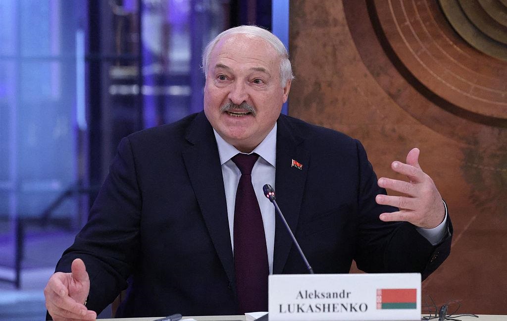 Новини України - Лукашенко помилував 31 українця