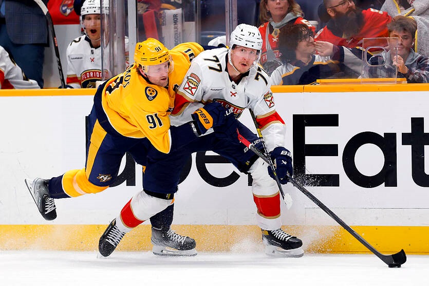 НХЛ: Вегас зазнає фіаско, Флорида долає Нешвілл