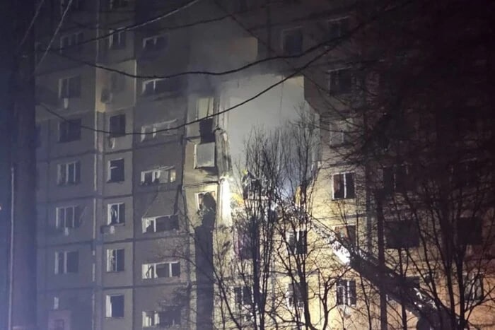 Пожежі і поранені діти: наслідки удару по Дніпру