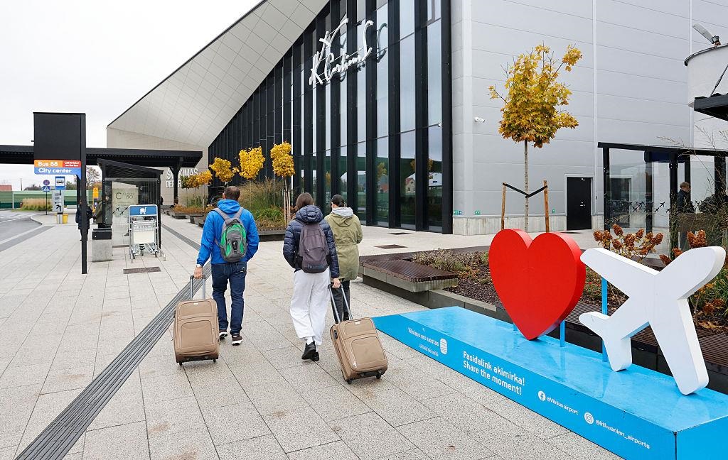 Новини світу - В Литві затримали оператора дрона, який літав поблизу аеропорту