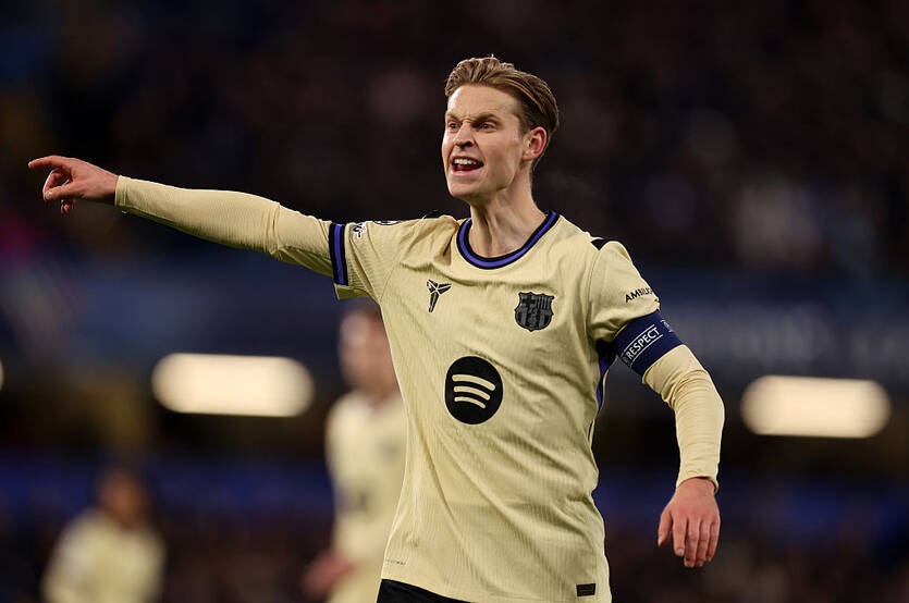 Новини спорту - Два півзахисники Барселони знову доступні для гри