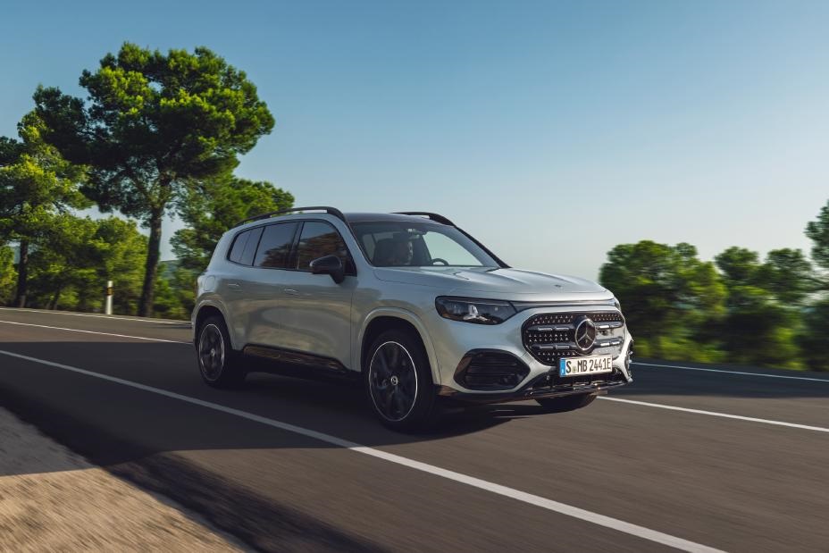 Новий Mercedes-Benz GLB отримав тільки електричну версію
