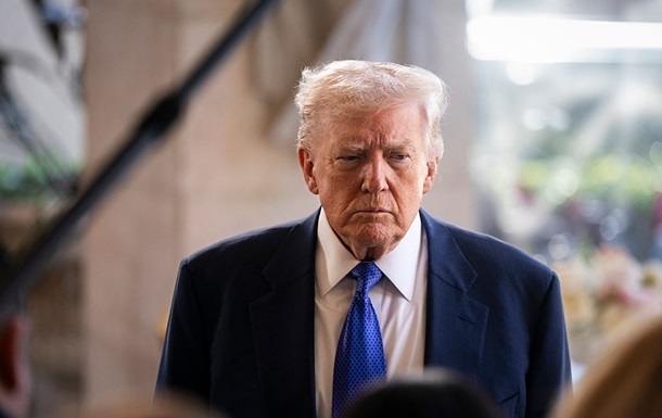 Трамп про мирну угоду: Зеленський має “рухатися”